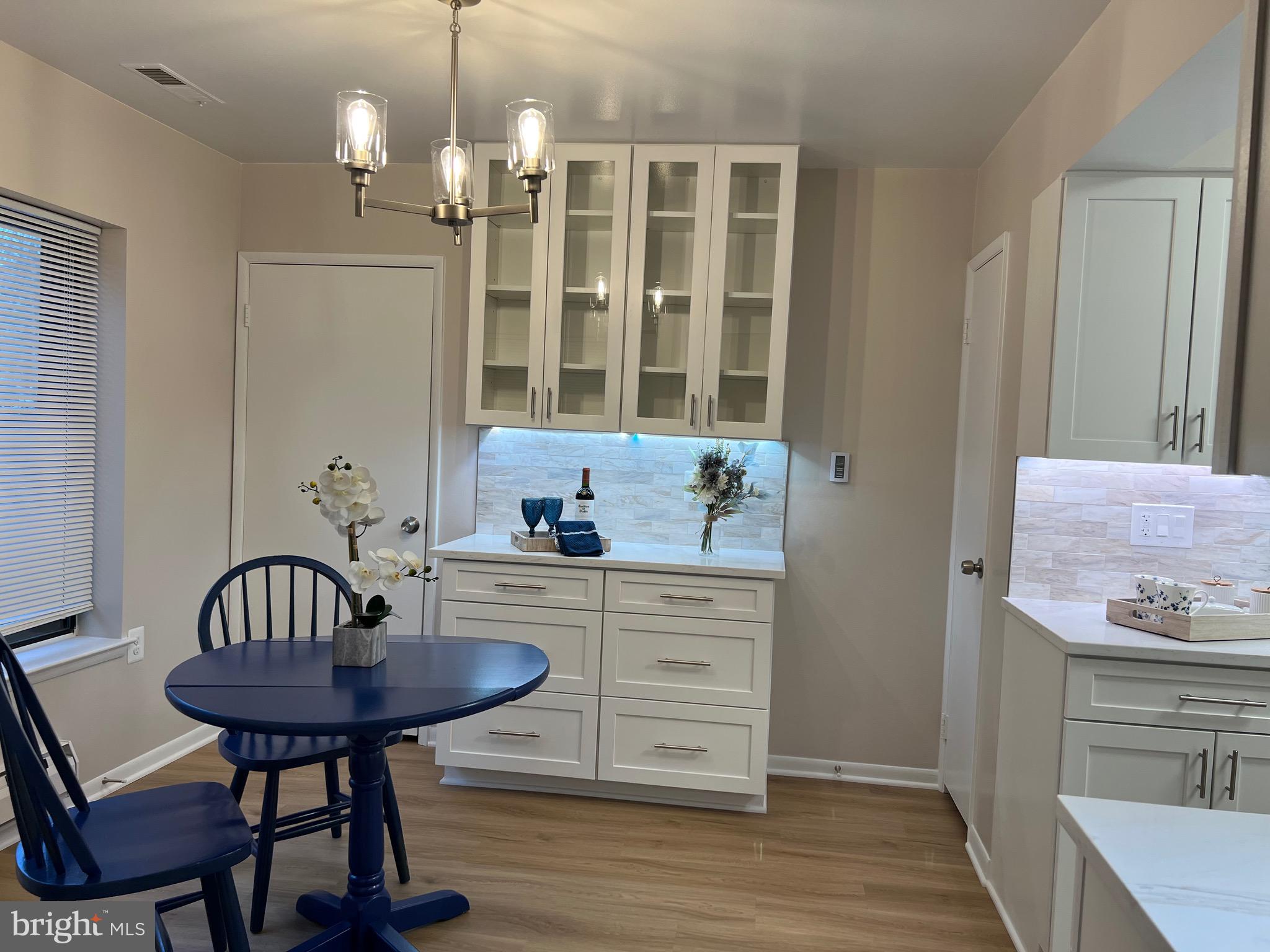 LEISURE WORLD - Residential