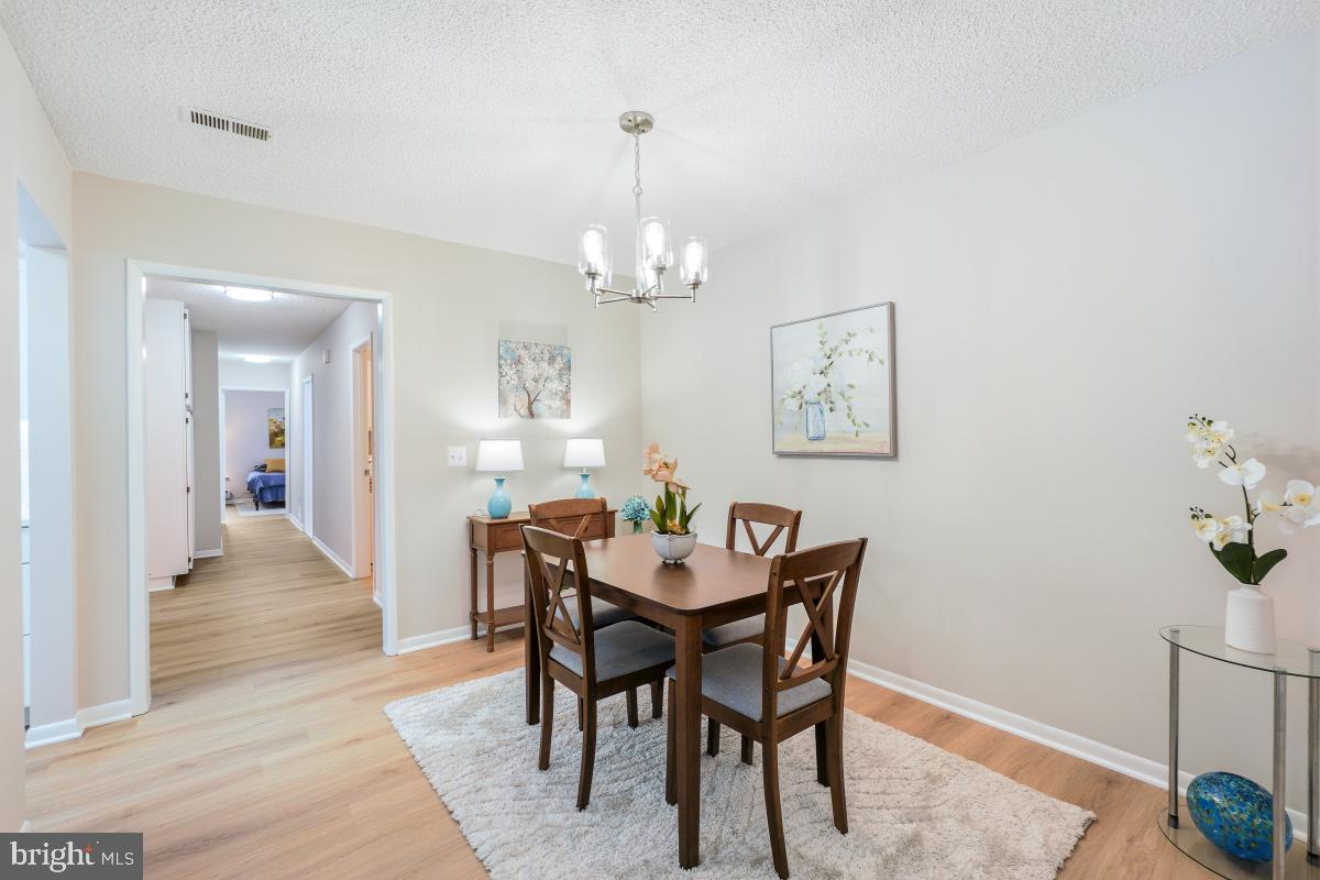 LEISURE WORLD - Residential