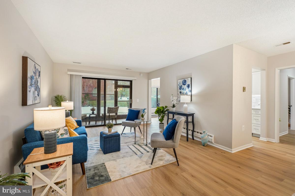 LEISURE WORLD - Residential