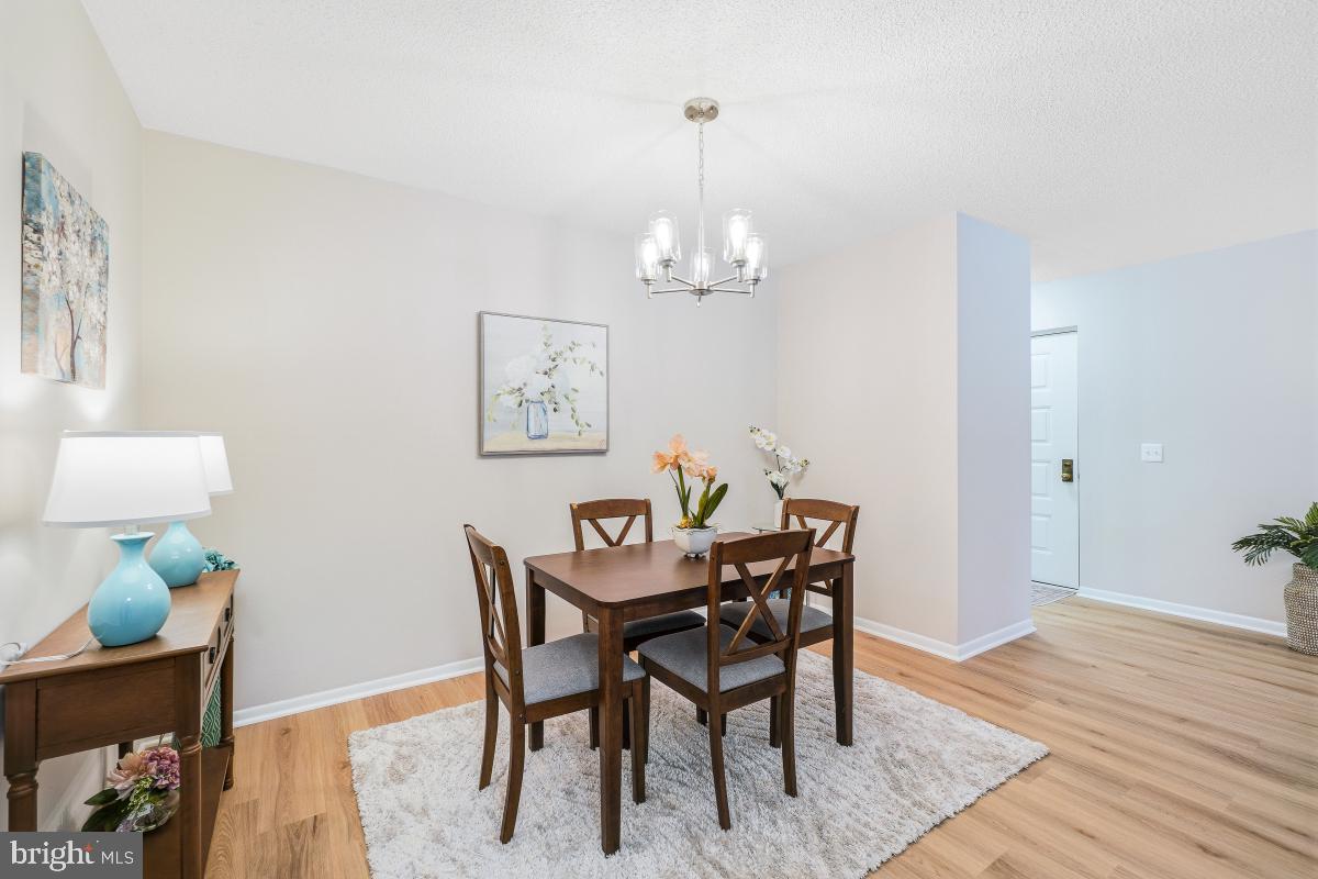 LEISURE WORLD - Residential