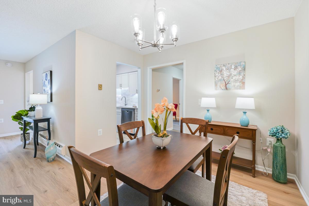 LEISURE WORLD - Residential