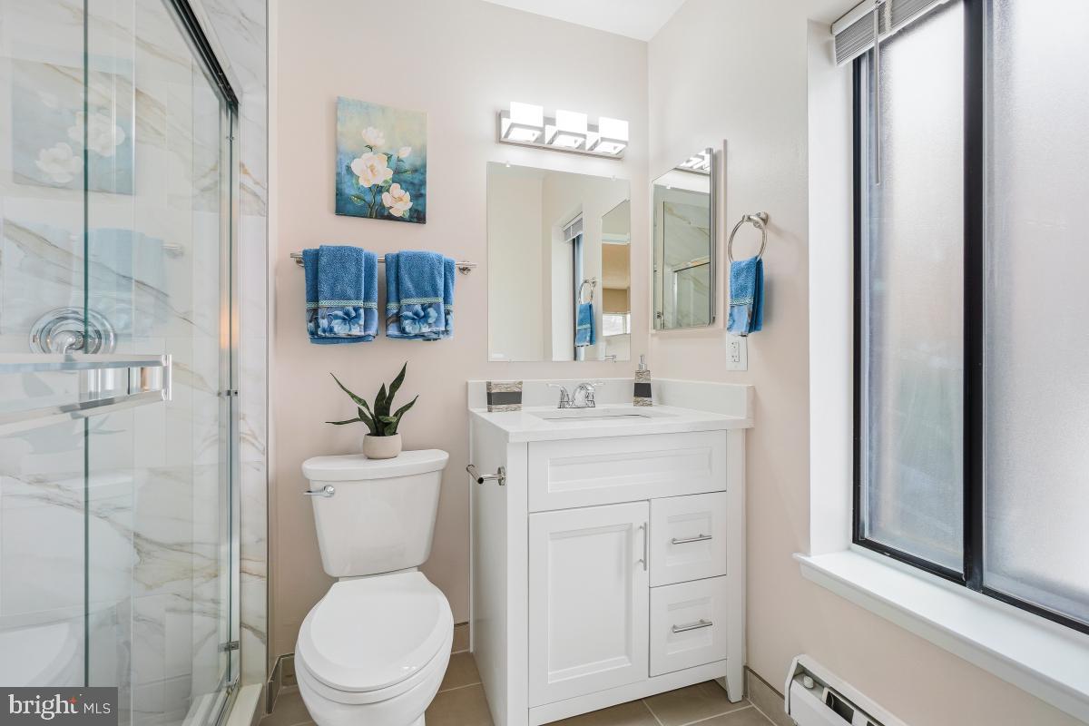 LEISURE WORLD - Residential