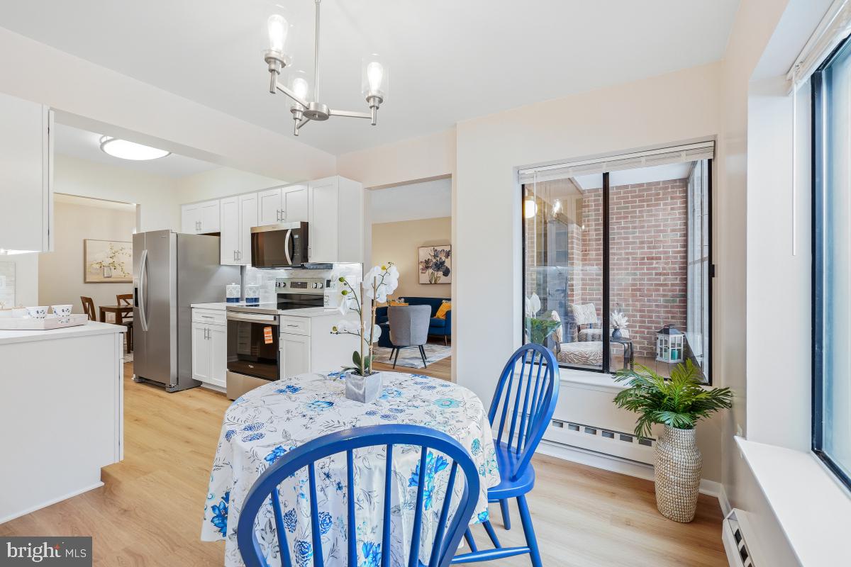 LEISURE WORLD - Residential