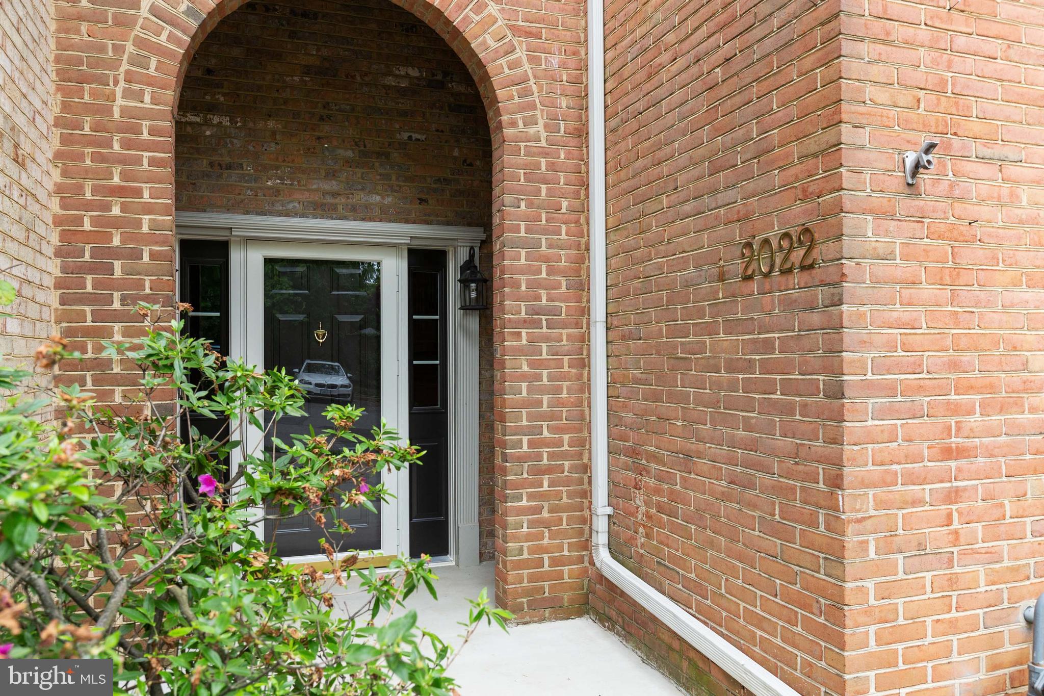 WESTMORELAND SQUARE - Residential