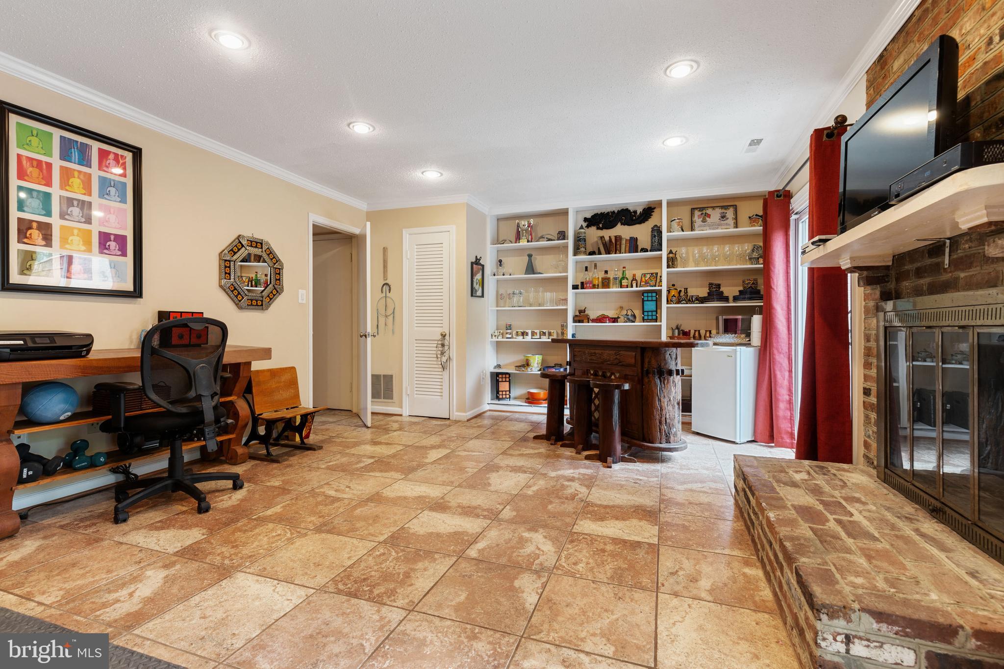 WESTMORELAND SQUARE - Residential