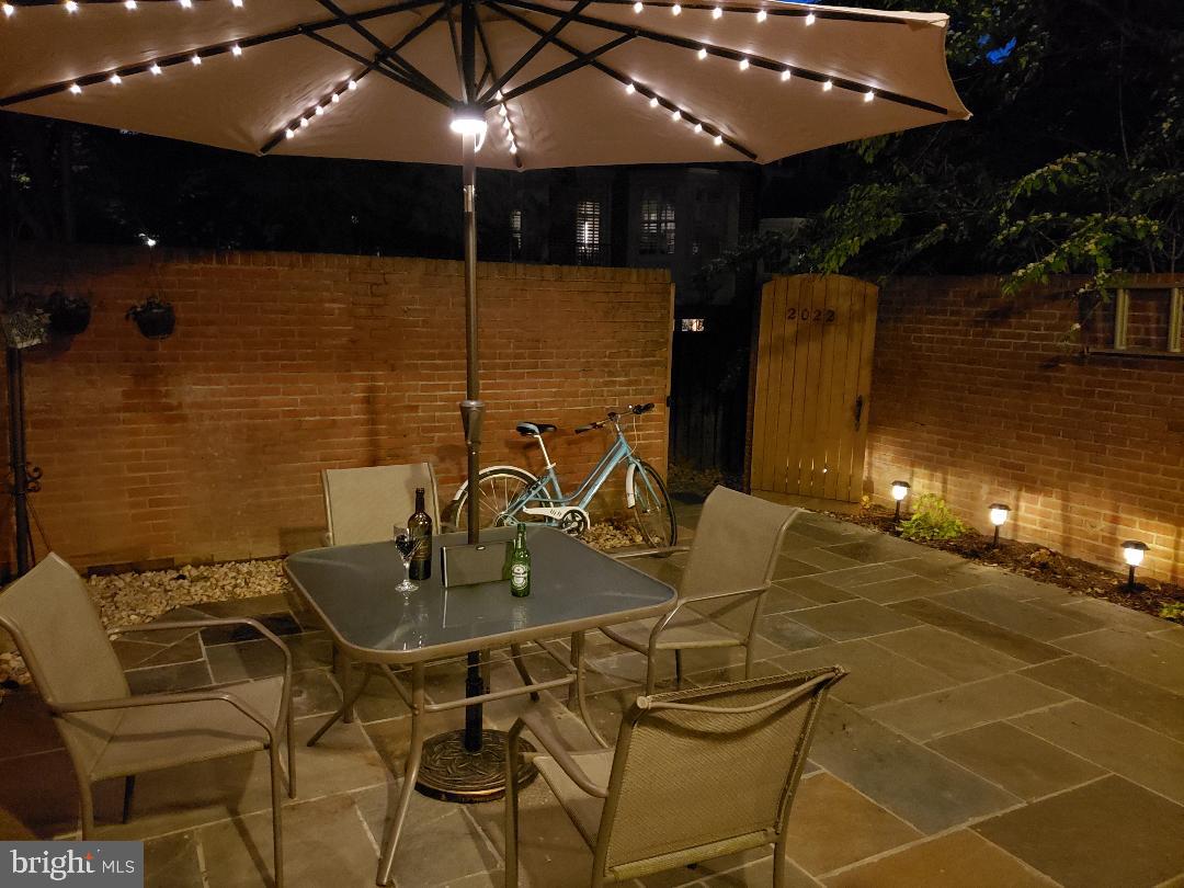 WESTMORELAND SQUARE - Residential