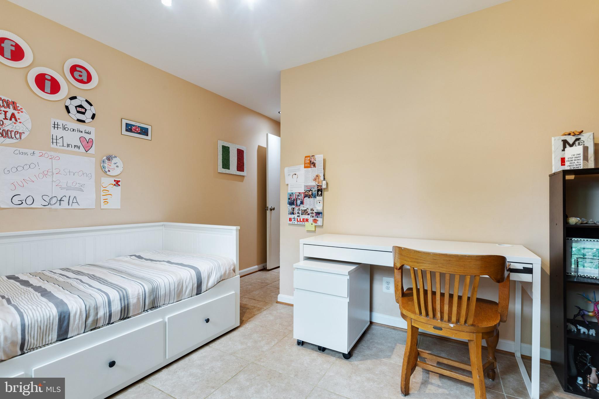 WESTMORELAND SQUARE - Residential