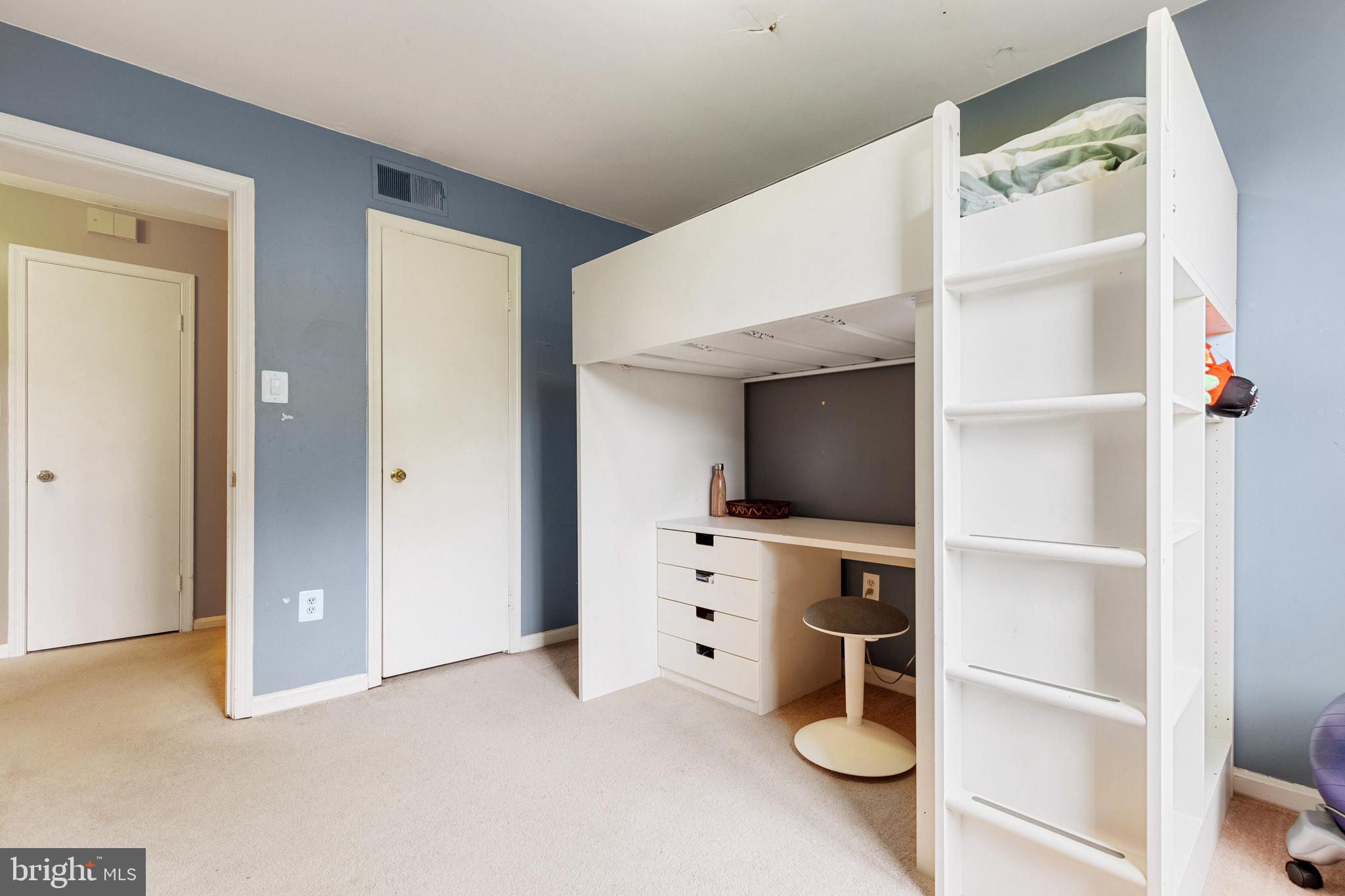 WESTMORELAND SQUARE - Residential