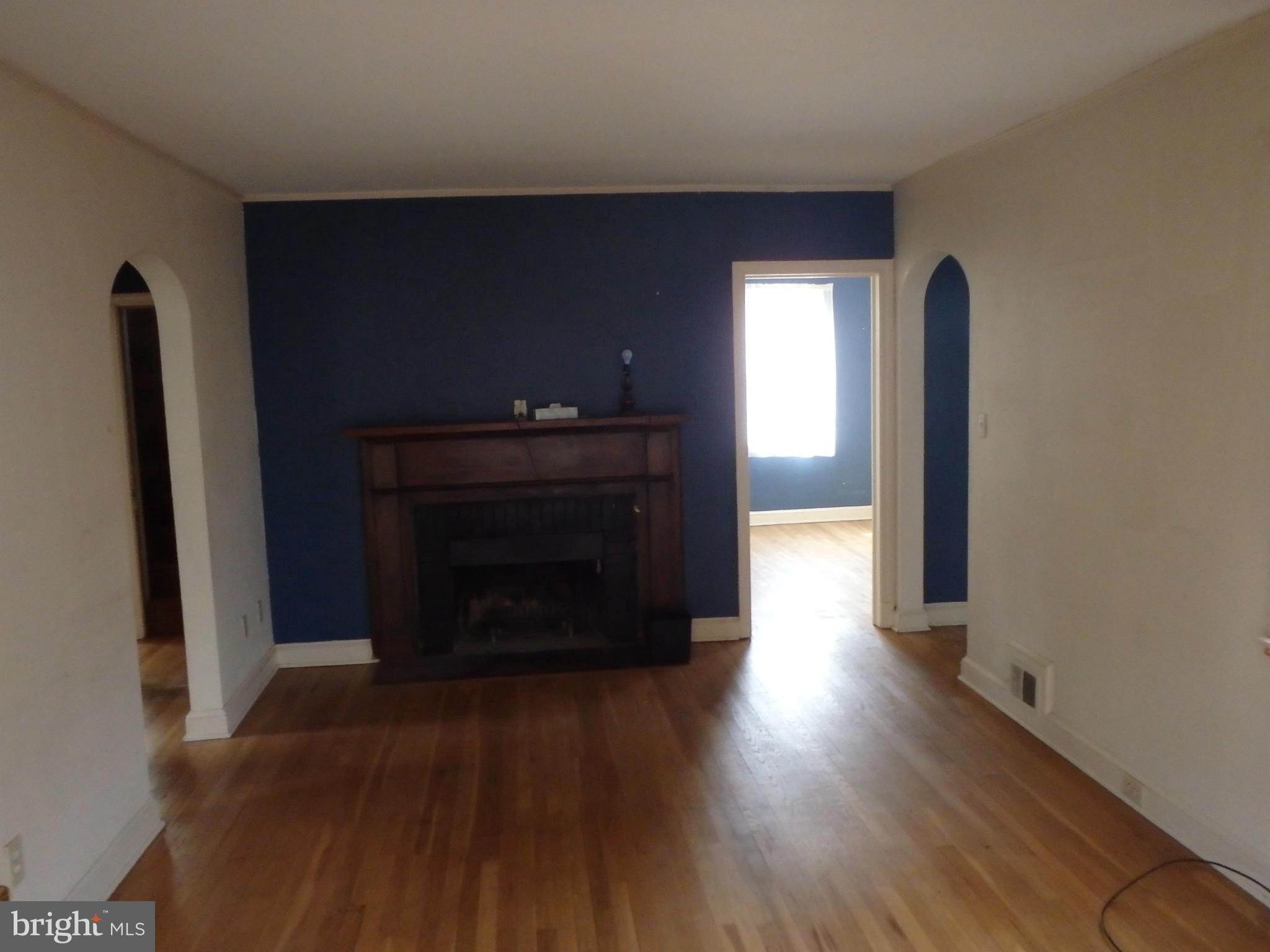 HILLWOOD - Residential