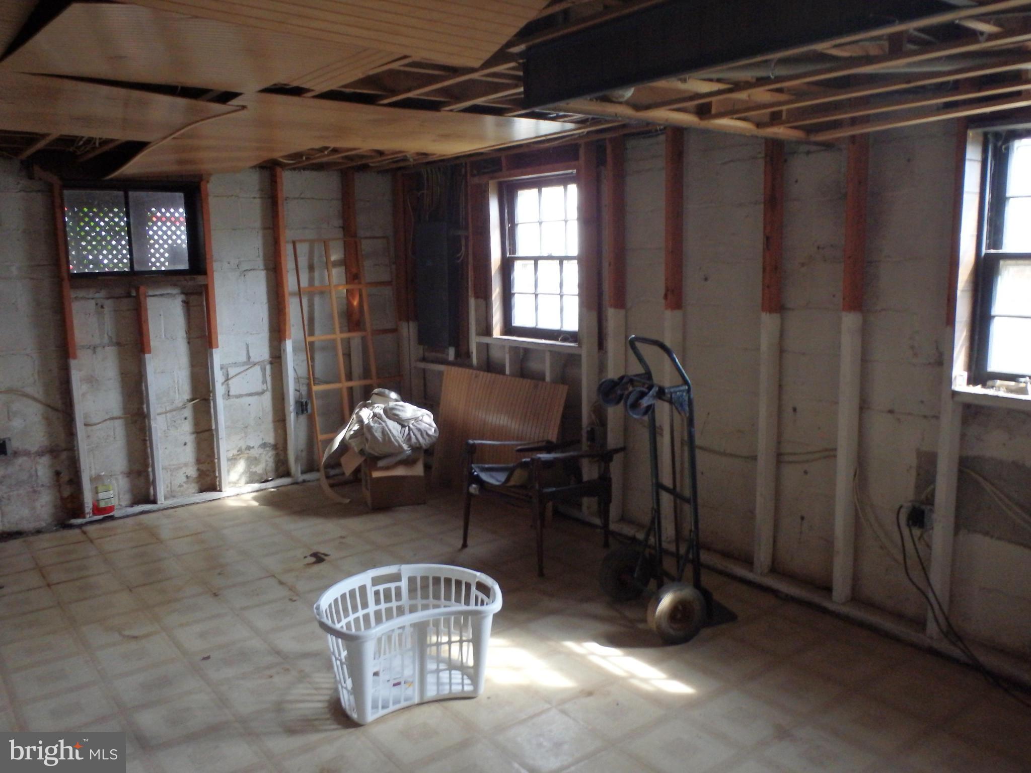 HILLWOOD - Residential