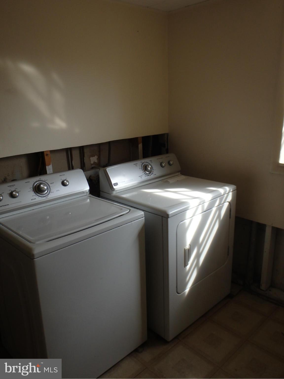 HILLWOOD - Residential