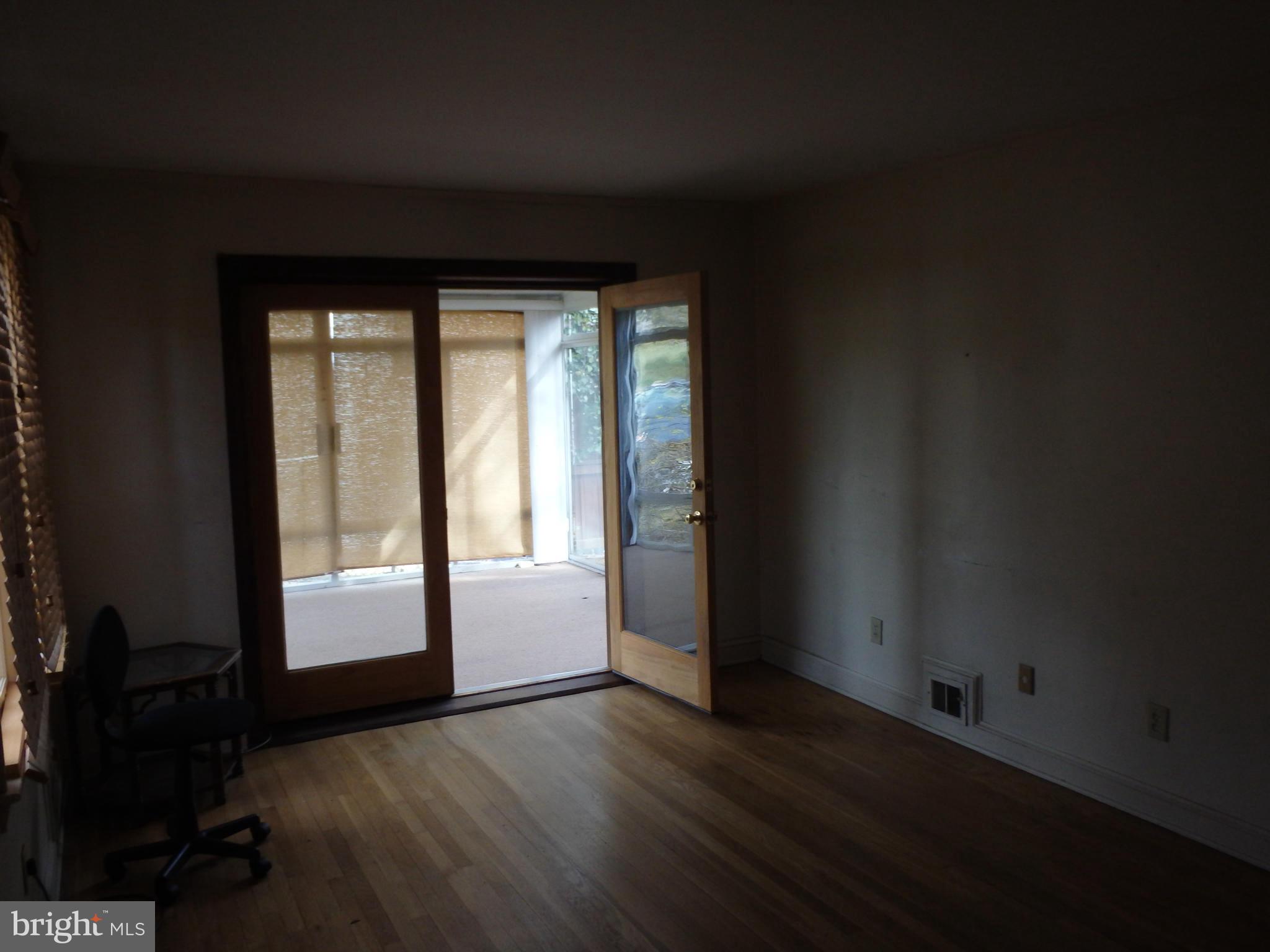 HILLWOOD - Residential