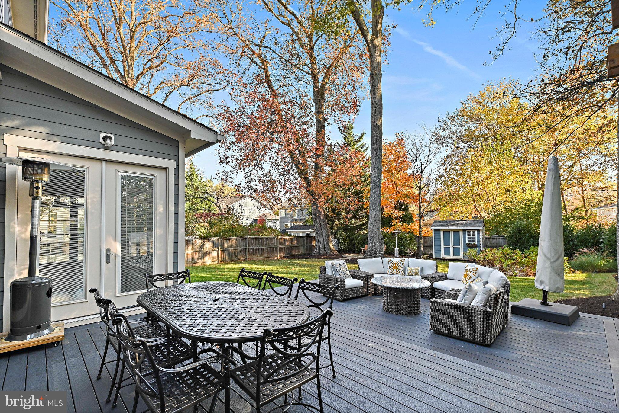 VIENNA WOODS - Residential