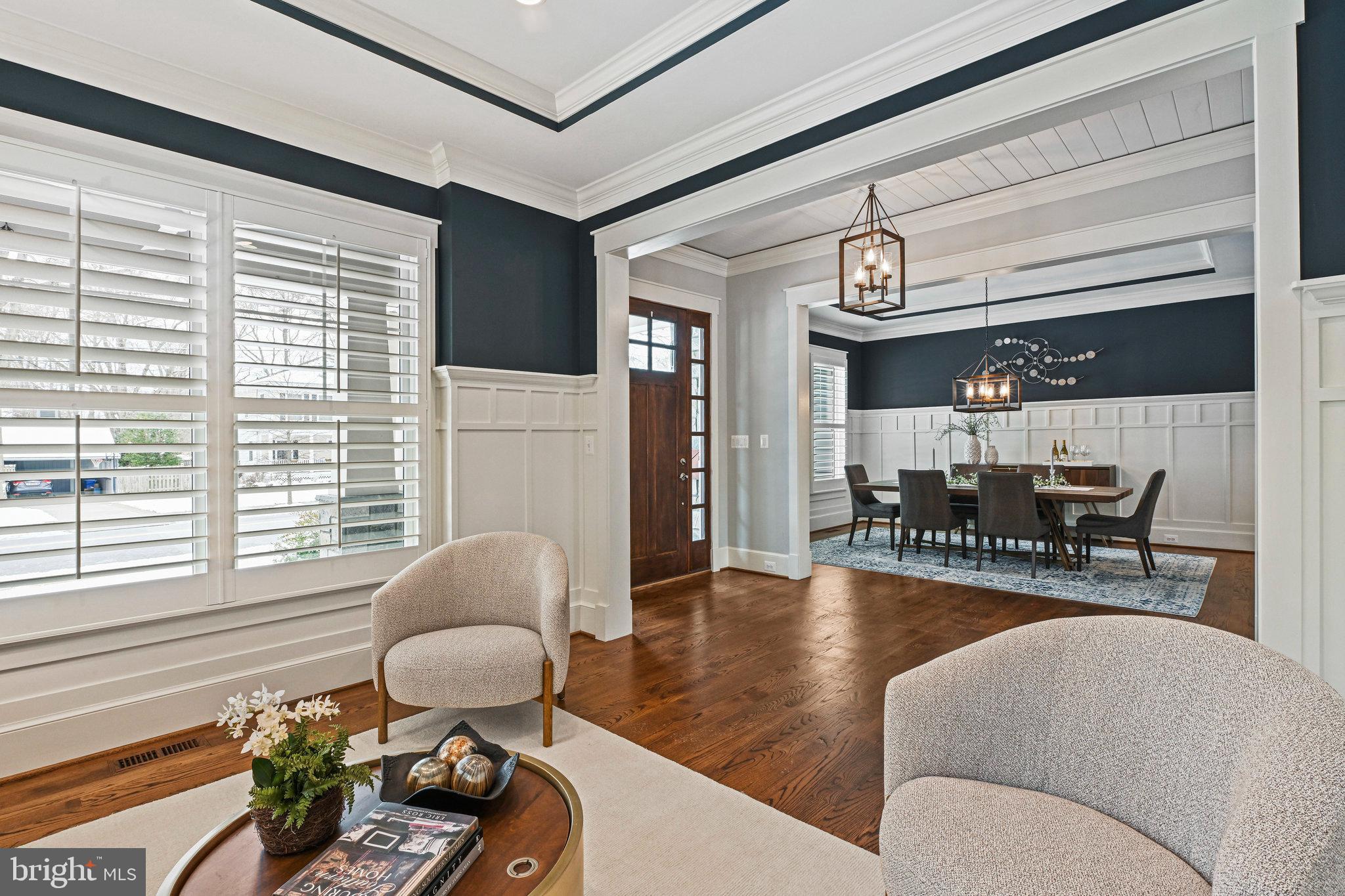 VIENNA WOODS - Residential