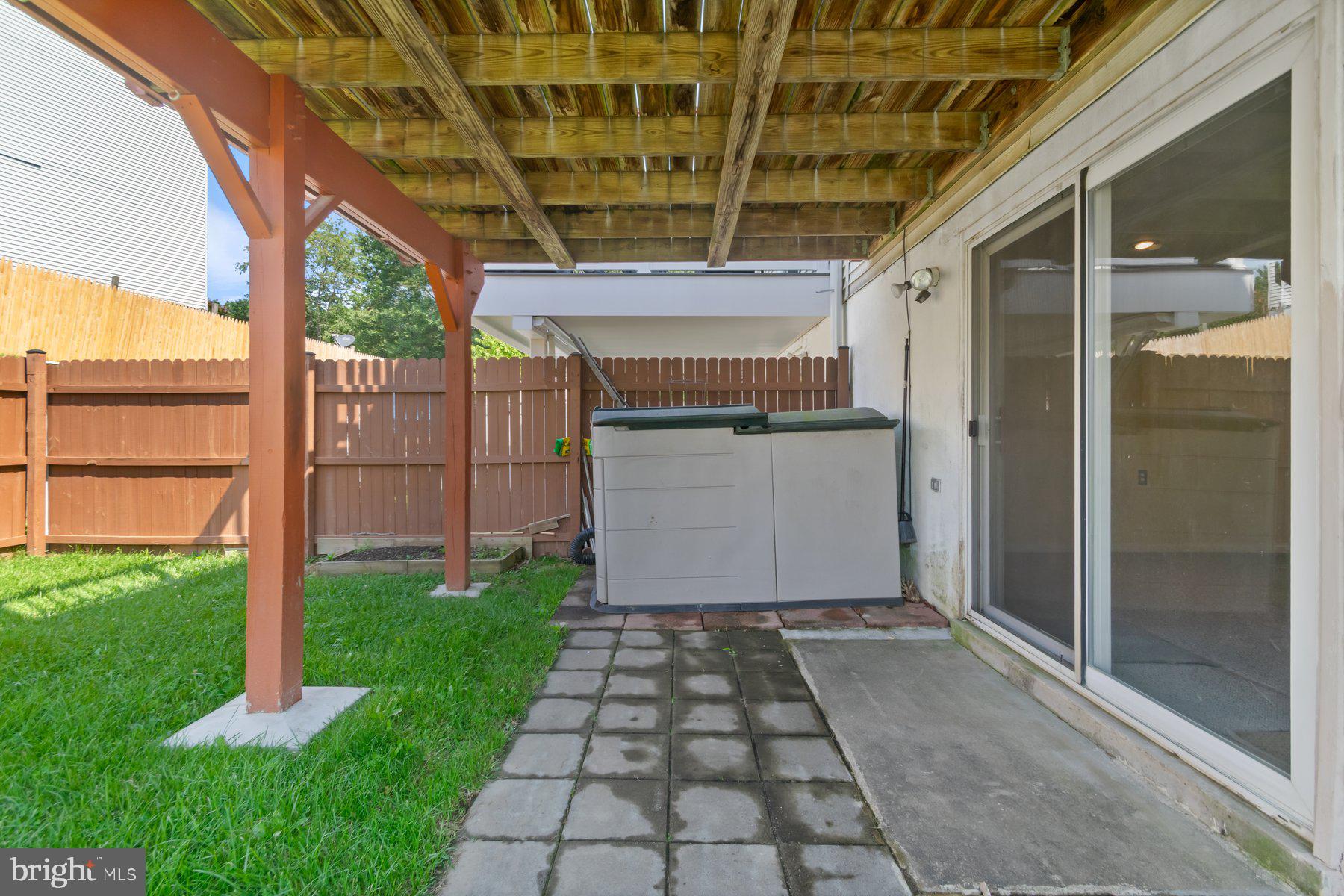 OAKHURST - Residential