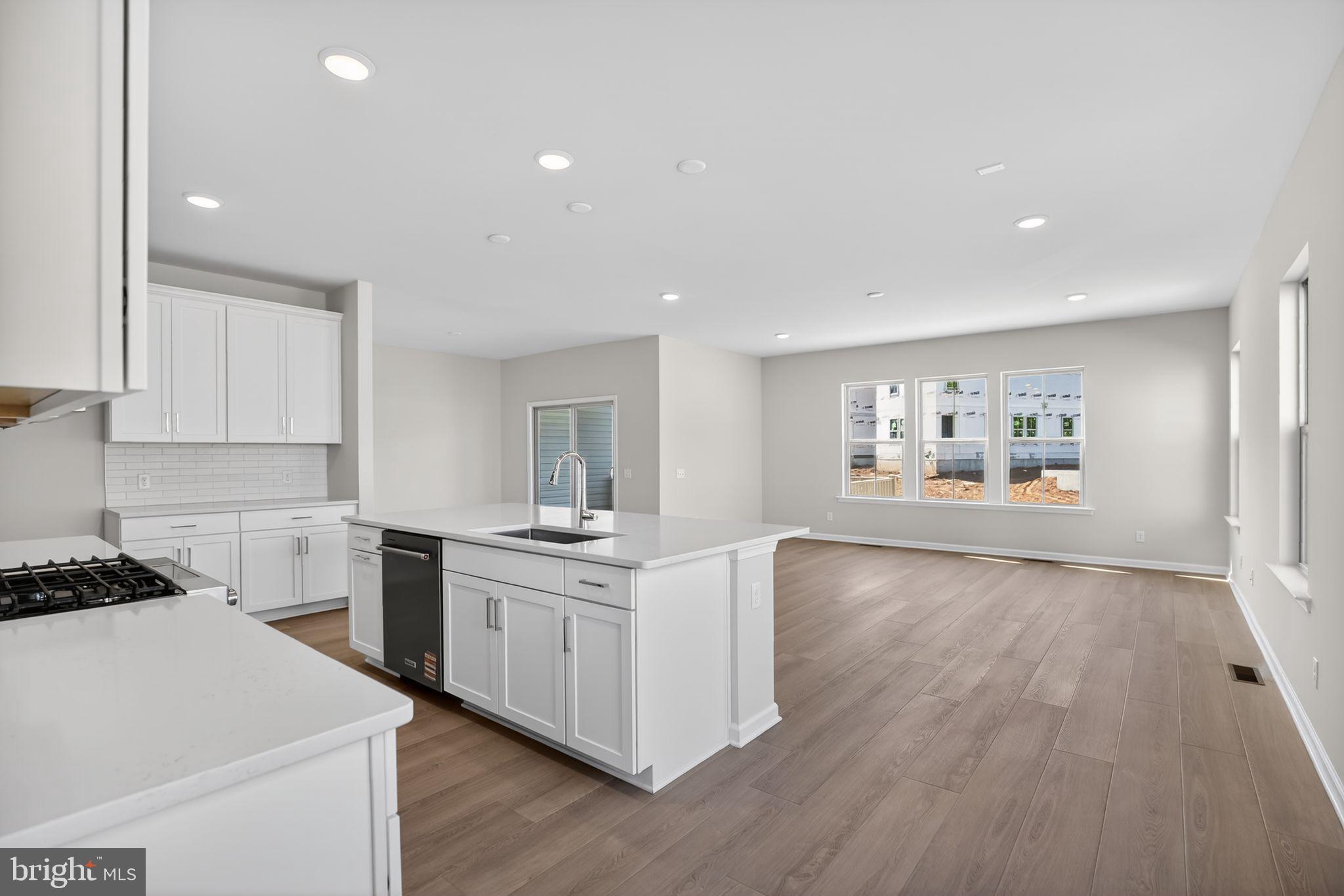 LIBERTY RIDGE - Residential