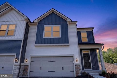 Townhouse For Sale - 616 Liberty Ridge Road<br/> HORSHAM, PA 19044