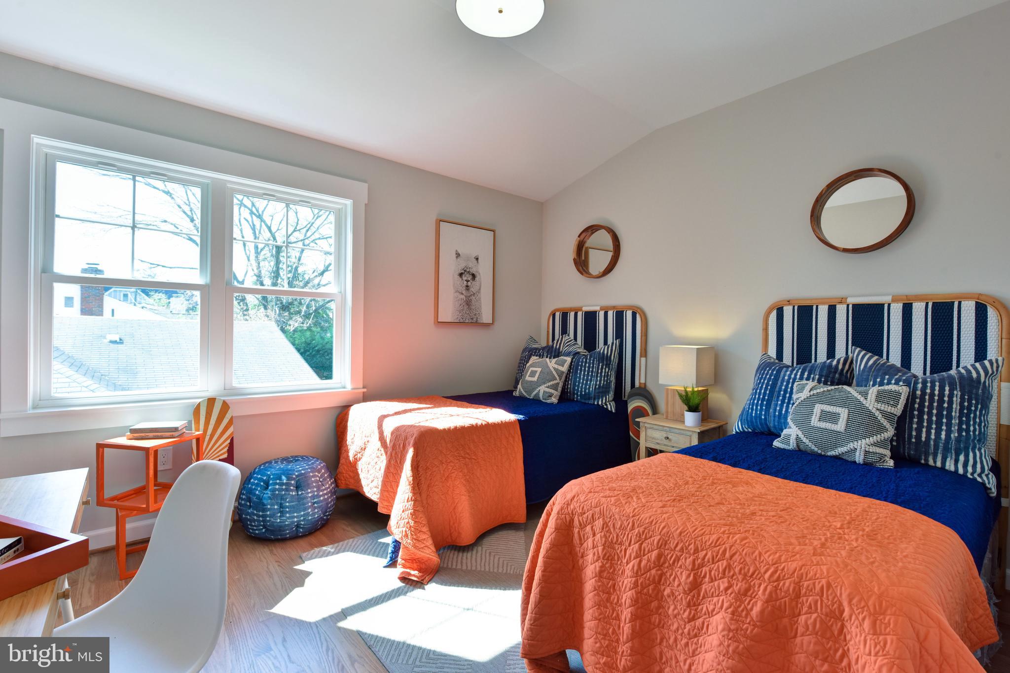 BRADDOCK HEIGHTS - Residential