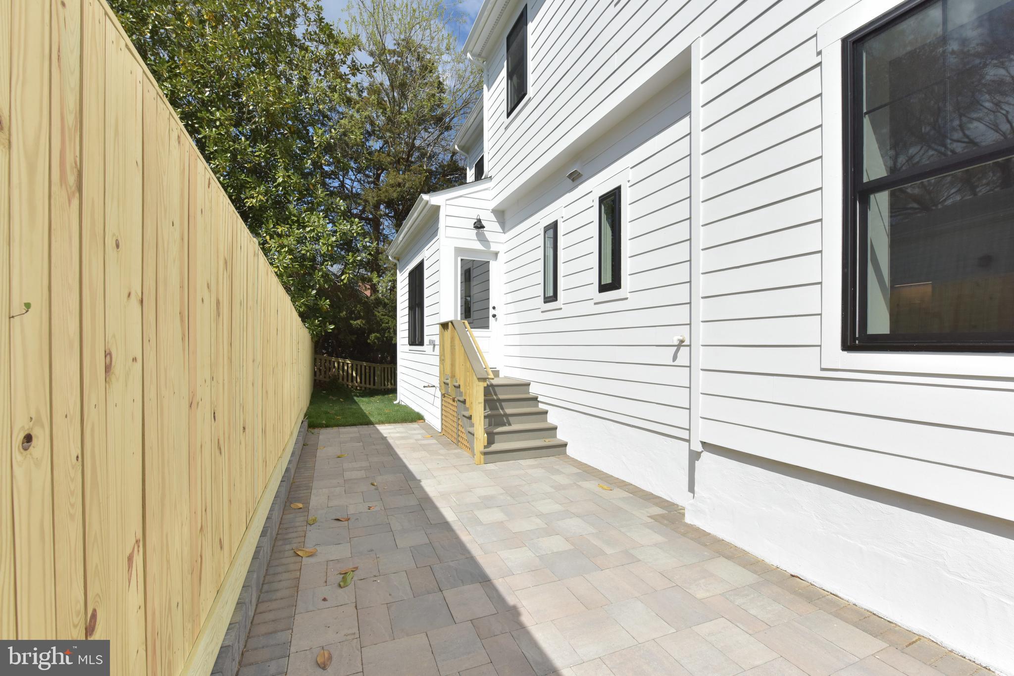 BRADDOCK HEIGHTS - Residential