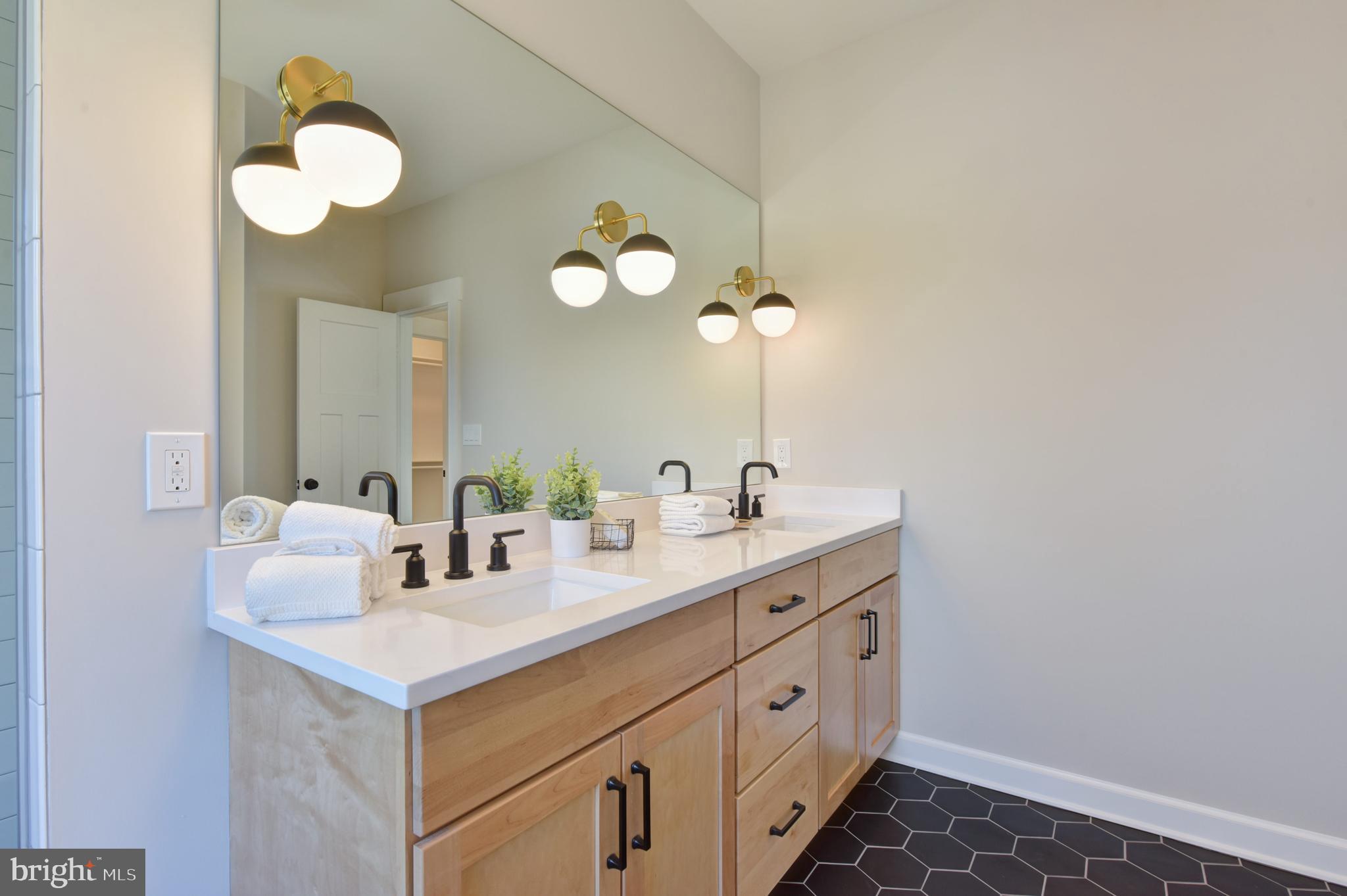 BRADDOCK HEIGHTS - Residential