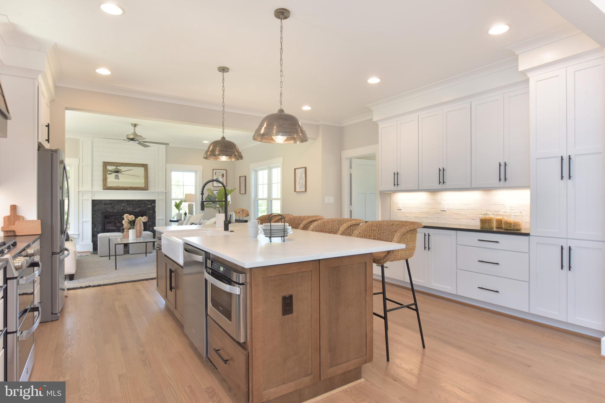 BRADDOCK HEIGHTS - Residential