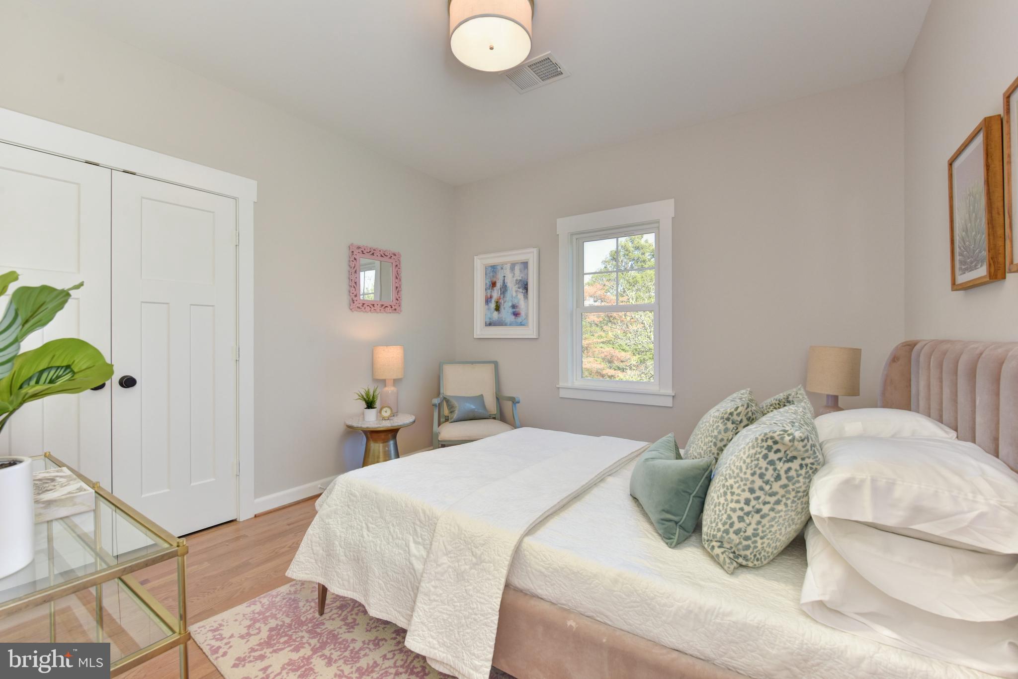 BRADDOCK HEIGHTS - Residential