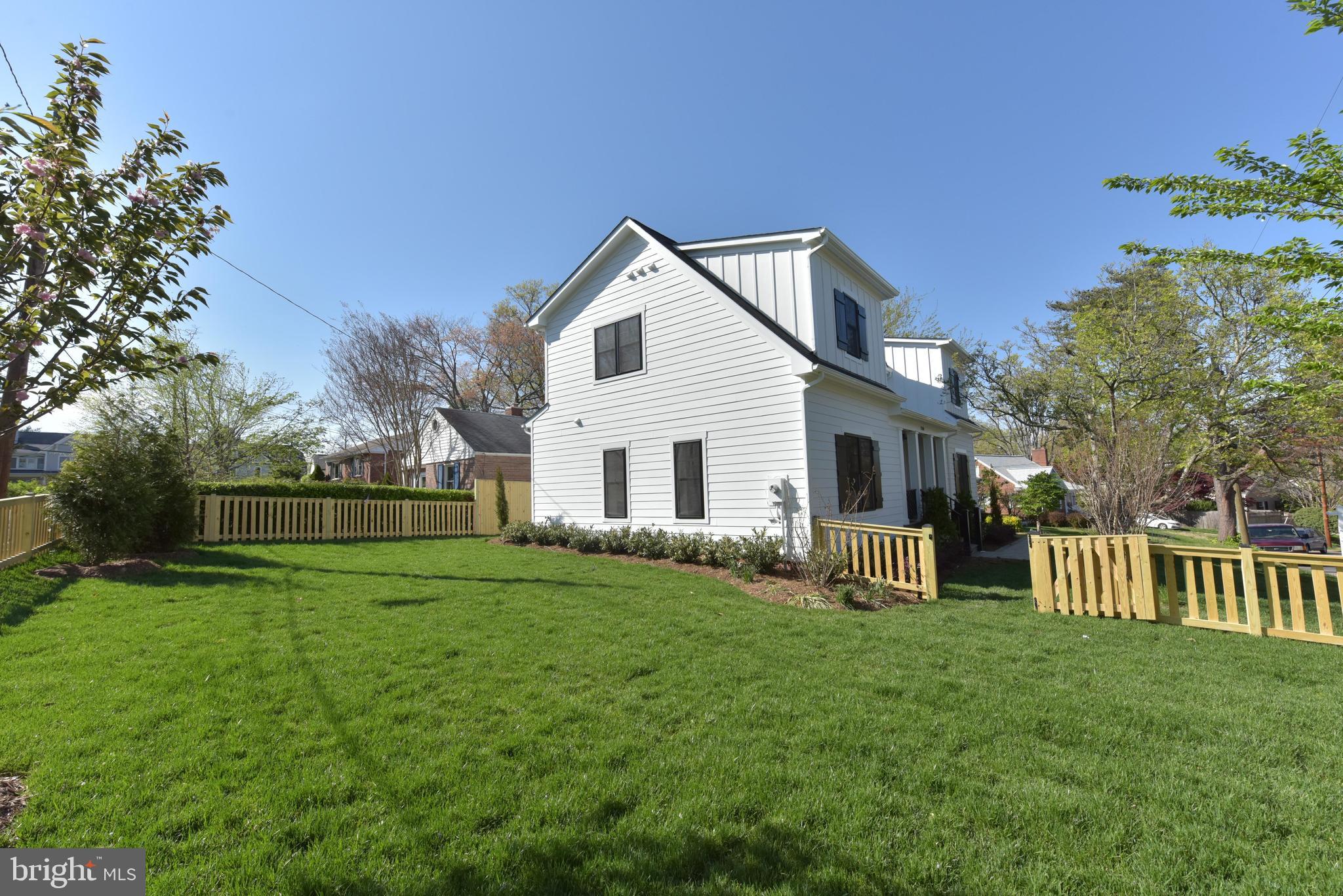 BRADDOCK HEIGHTS - Residential