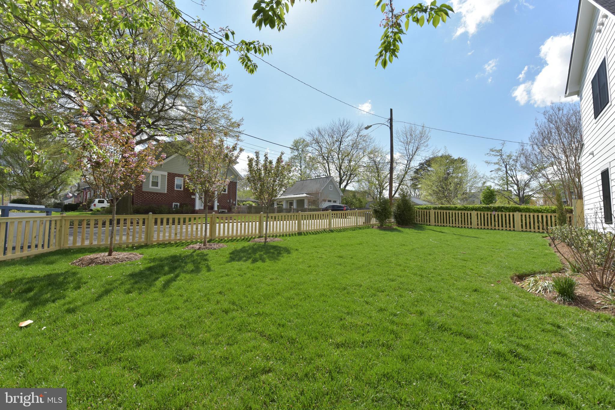 BRADDOCK HEIGHTS - Residential