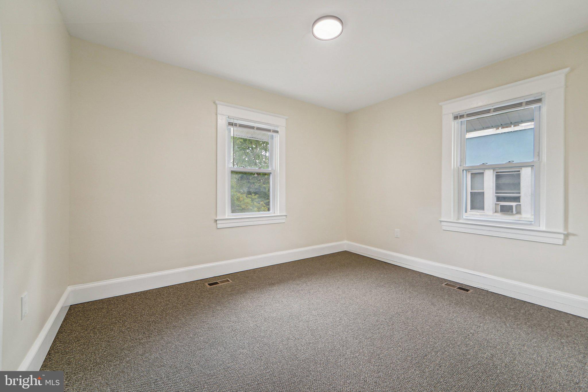 DORCHESTER - Residential