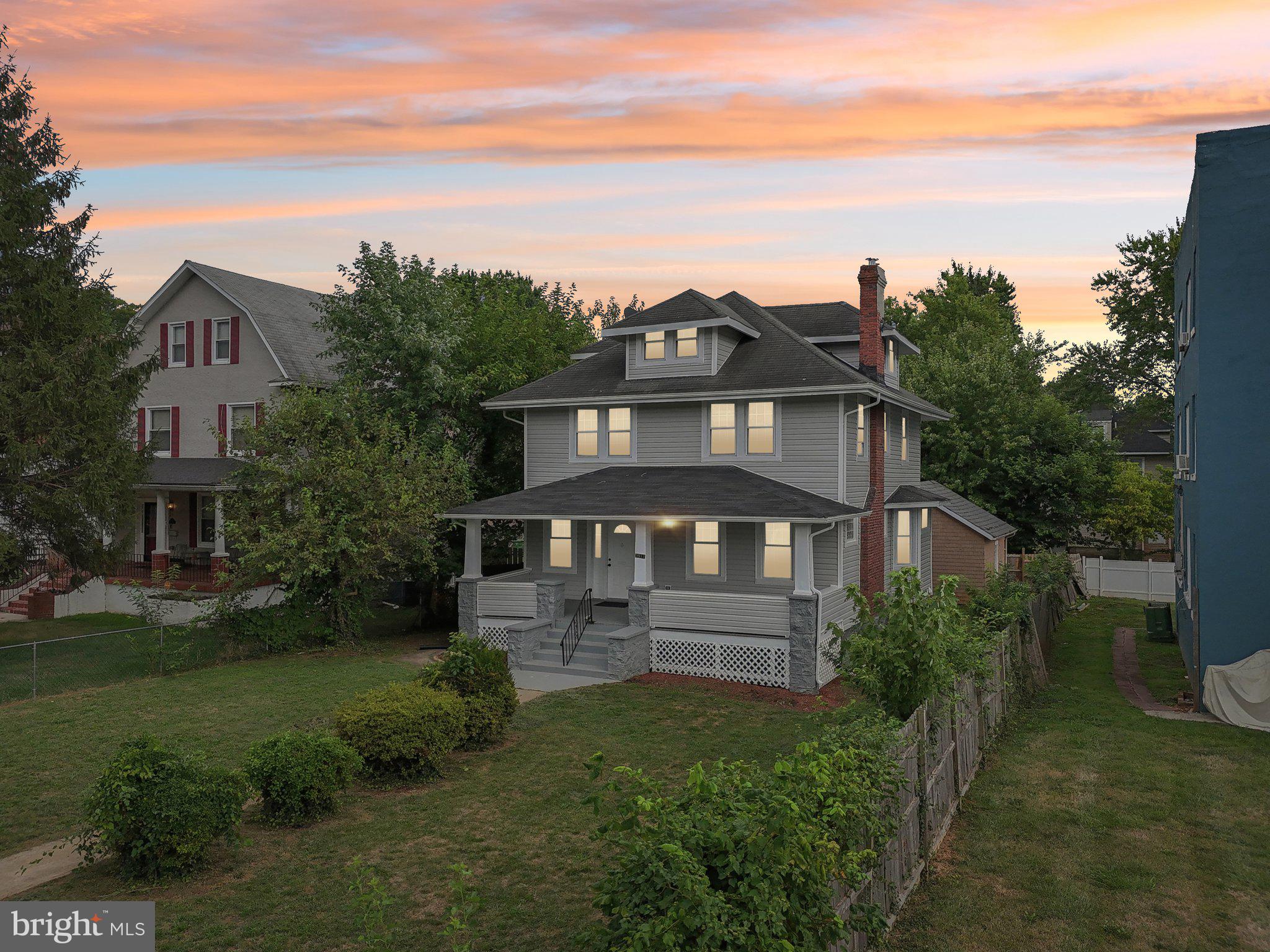 DORCHESTER - Residential