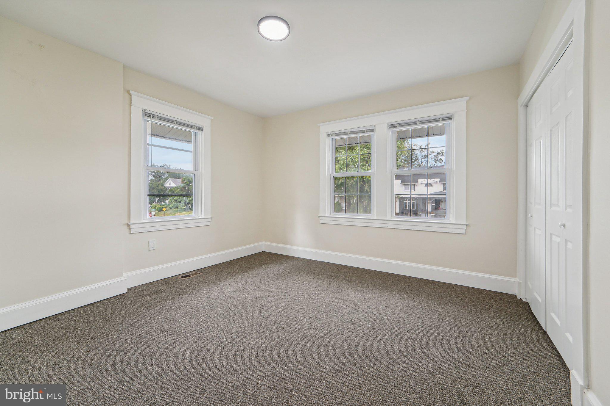 DORCHESTER - Residential