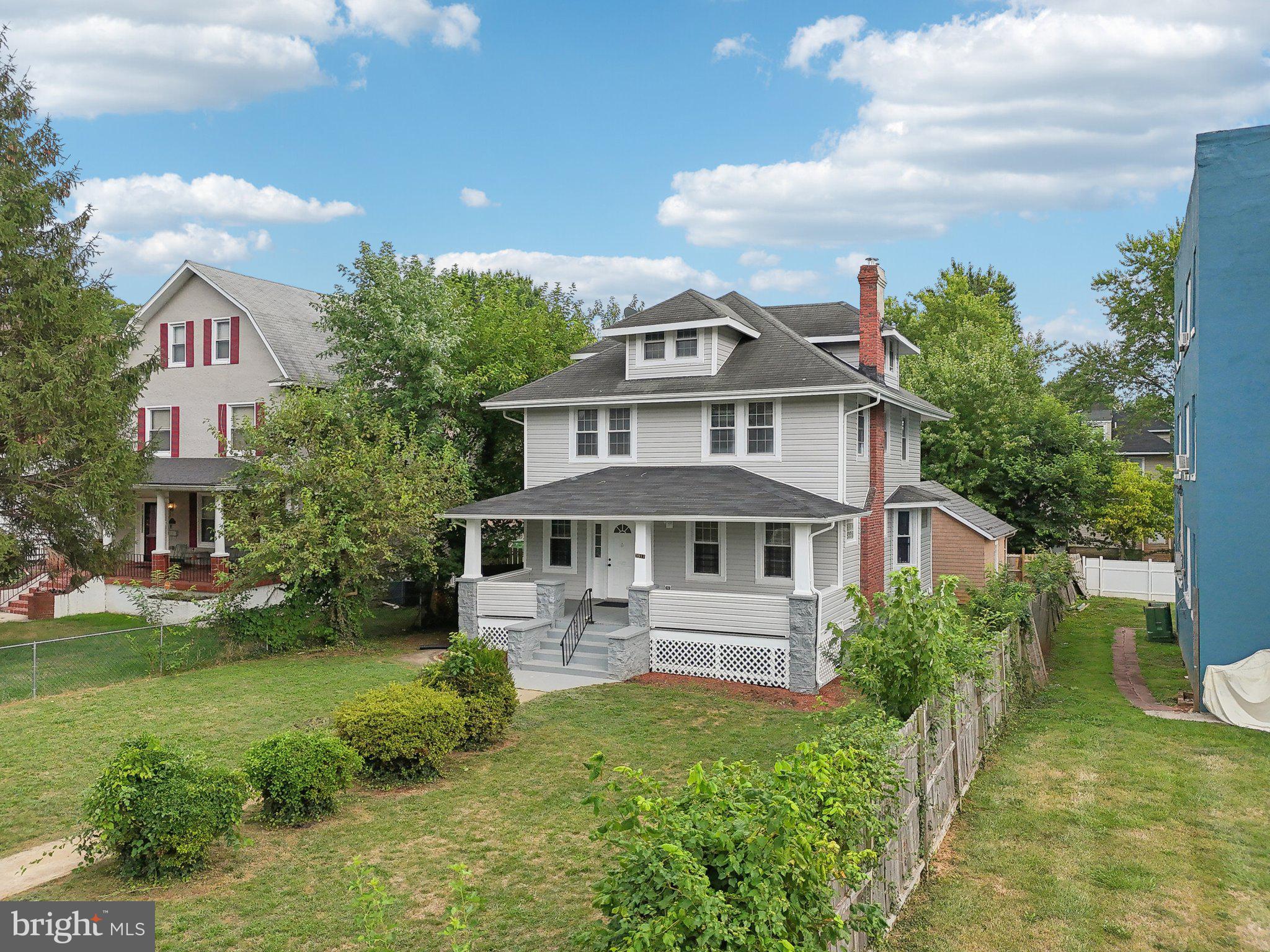 DORCHESTER - Residential