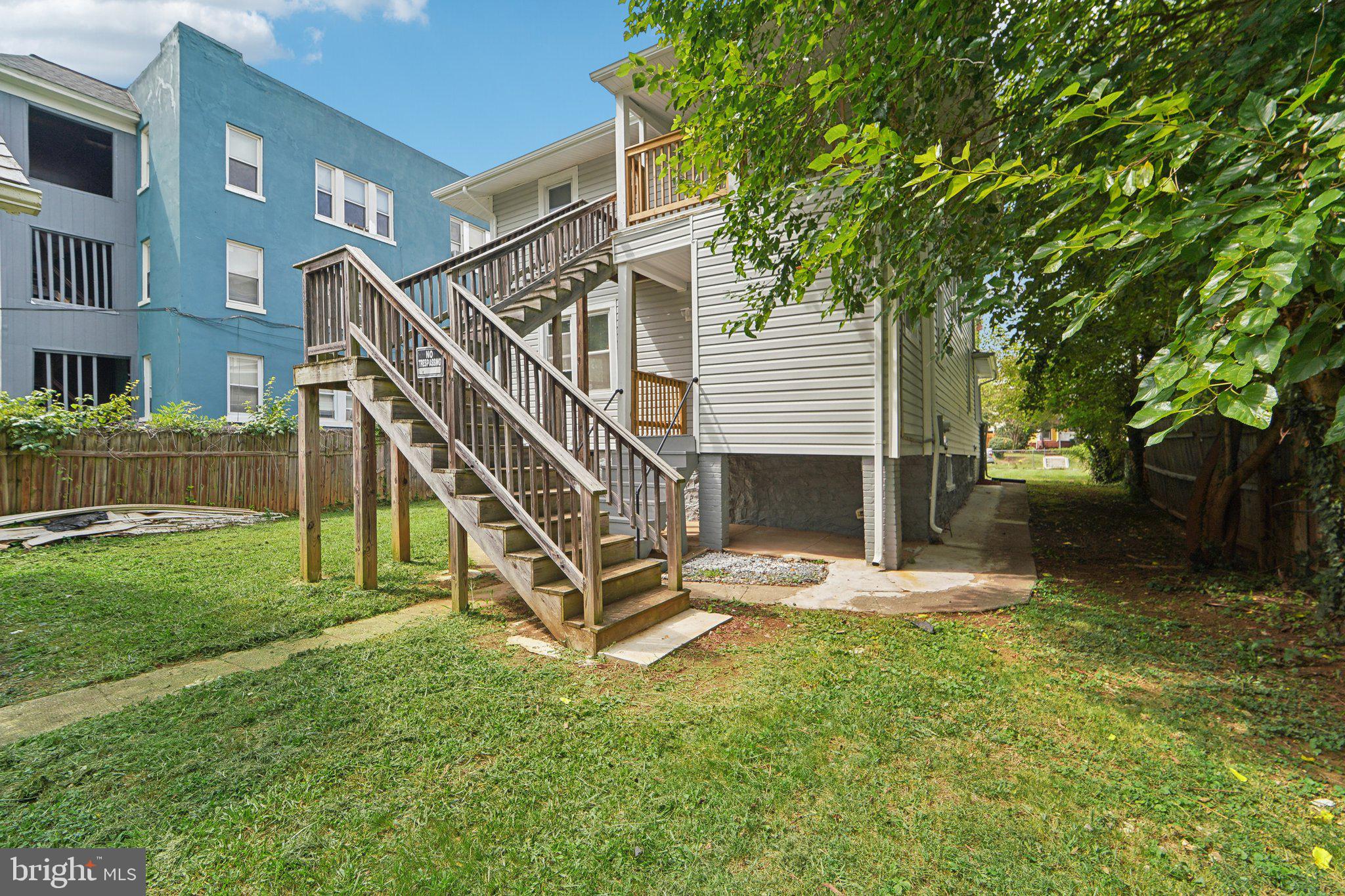 DORCHESTER - Residential