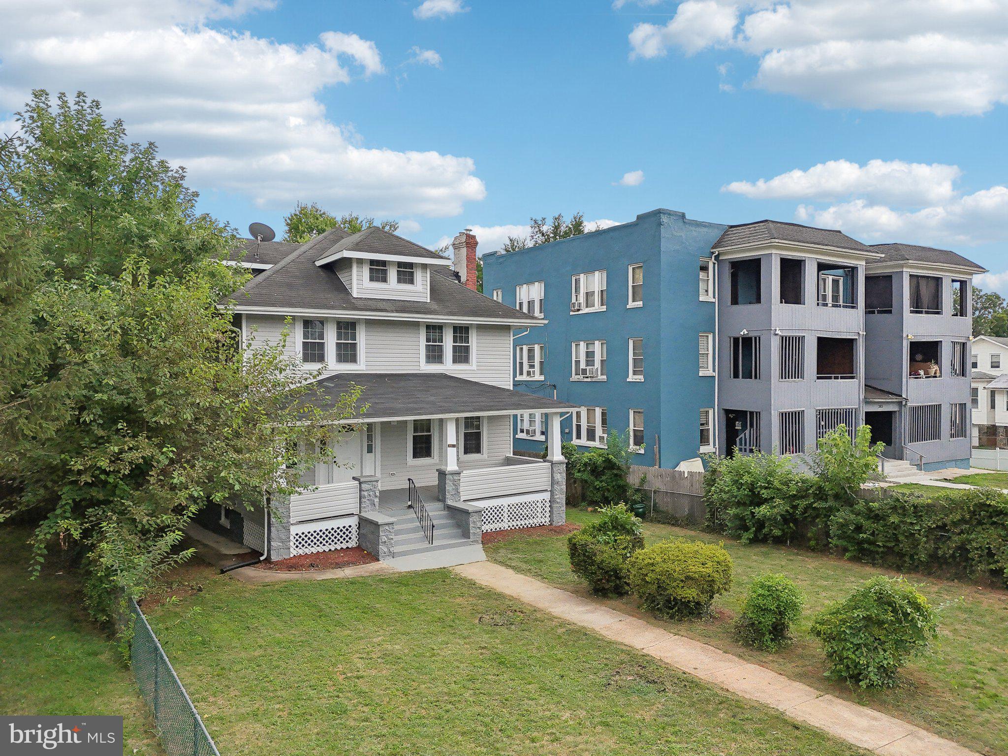 DORCHESTER - Residential