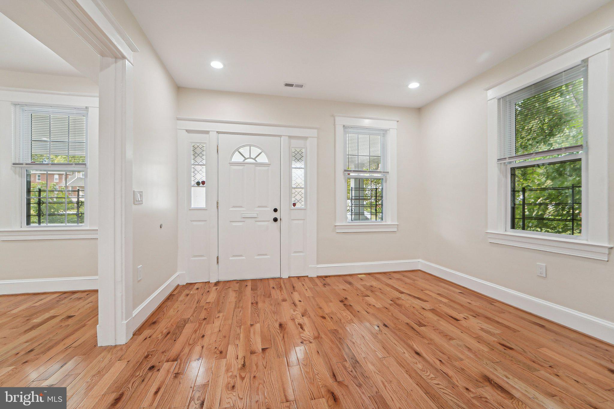 DORCHESTER - Residential
