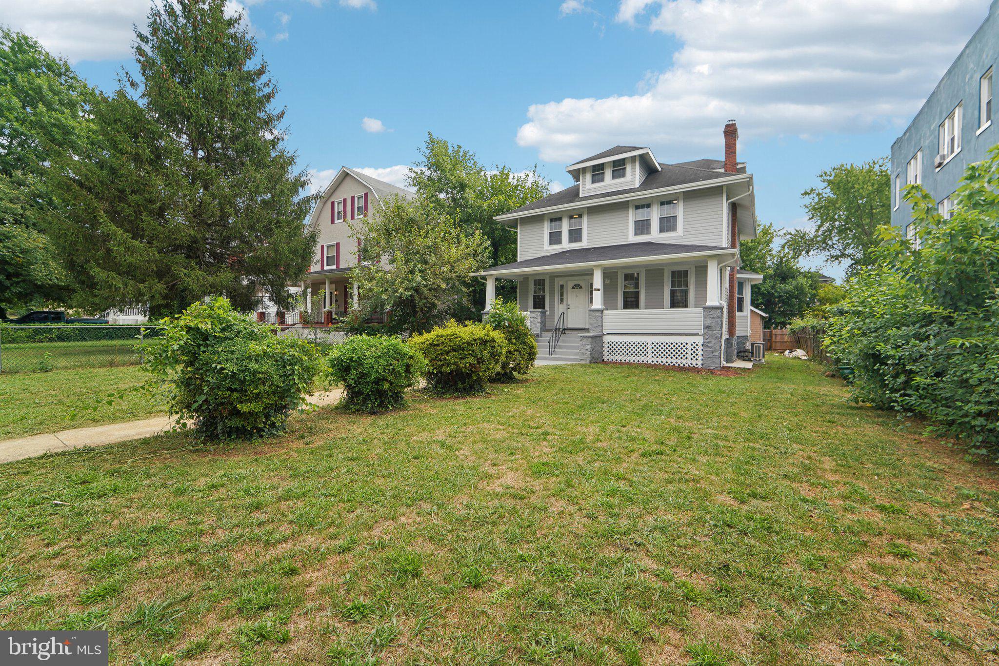DORCHESTER - Residential