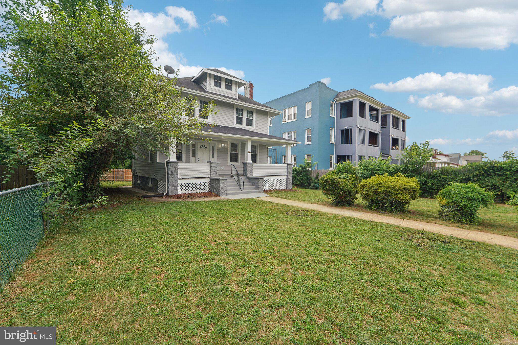 DORCHESTER - Residential
