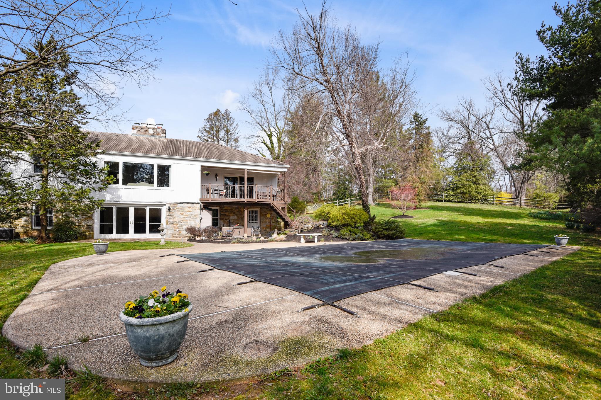 FOX CHAPEL - Residential