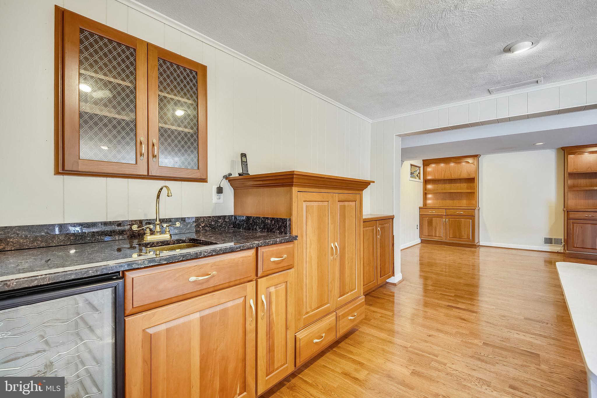 FOX CHAPEL - Residential