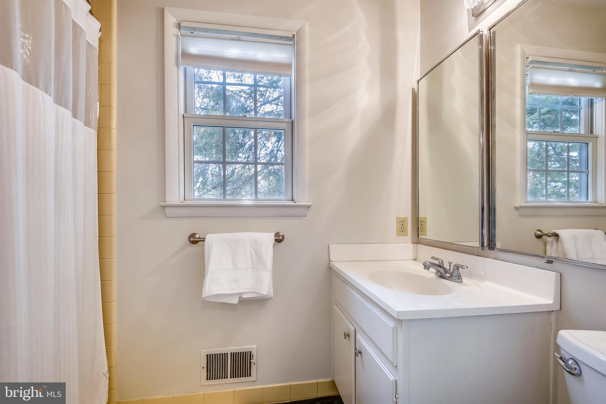 FOX CHAPEL - Residential