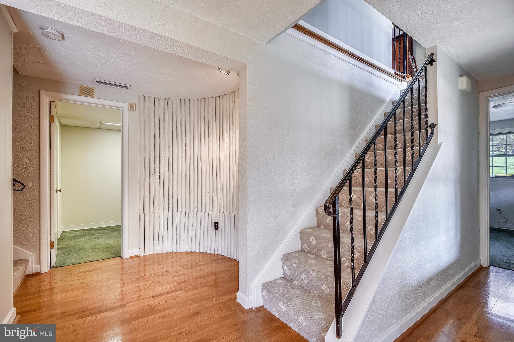 FOX CHAPEL - Residential