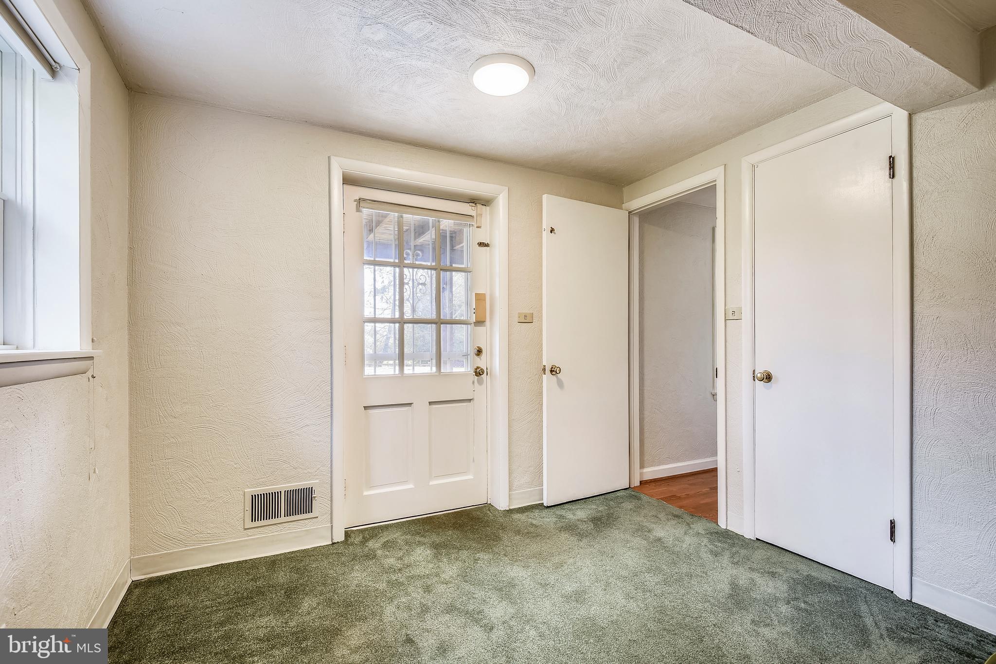 FOX CHAPEL - Residential