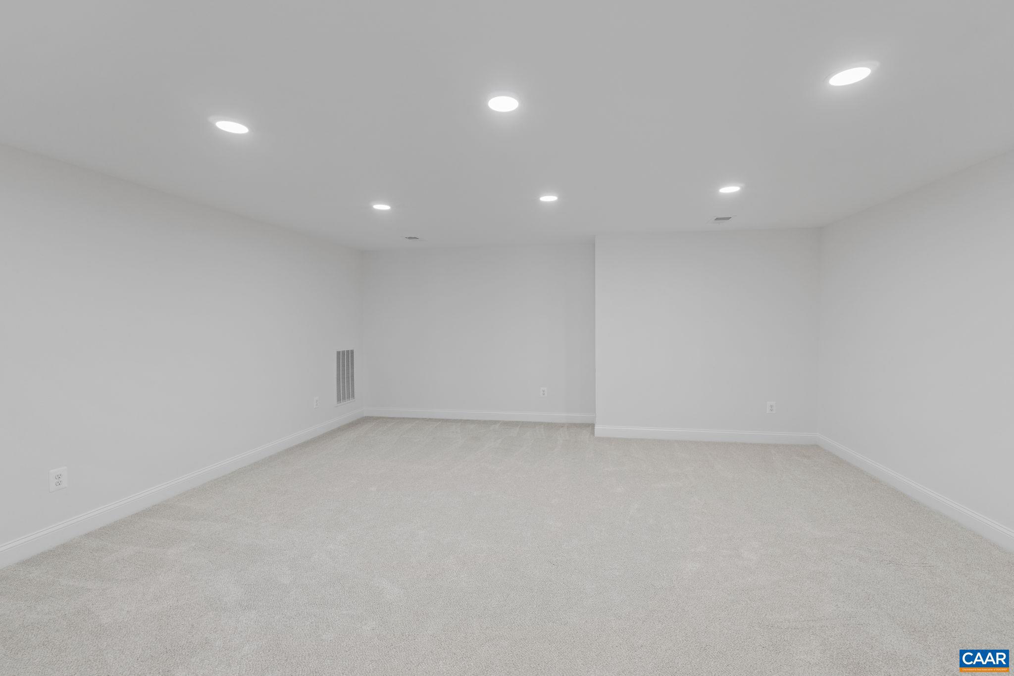 NORTH PINES - Residential