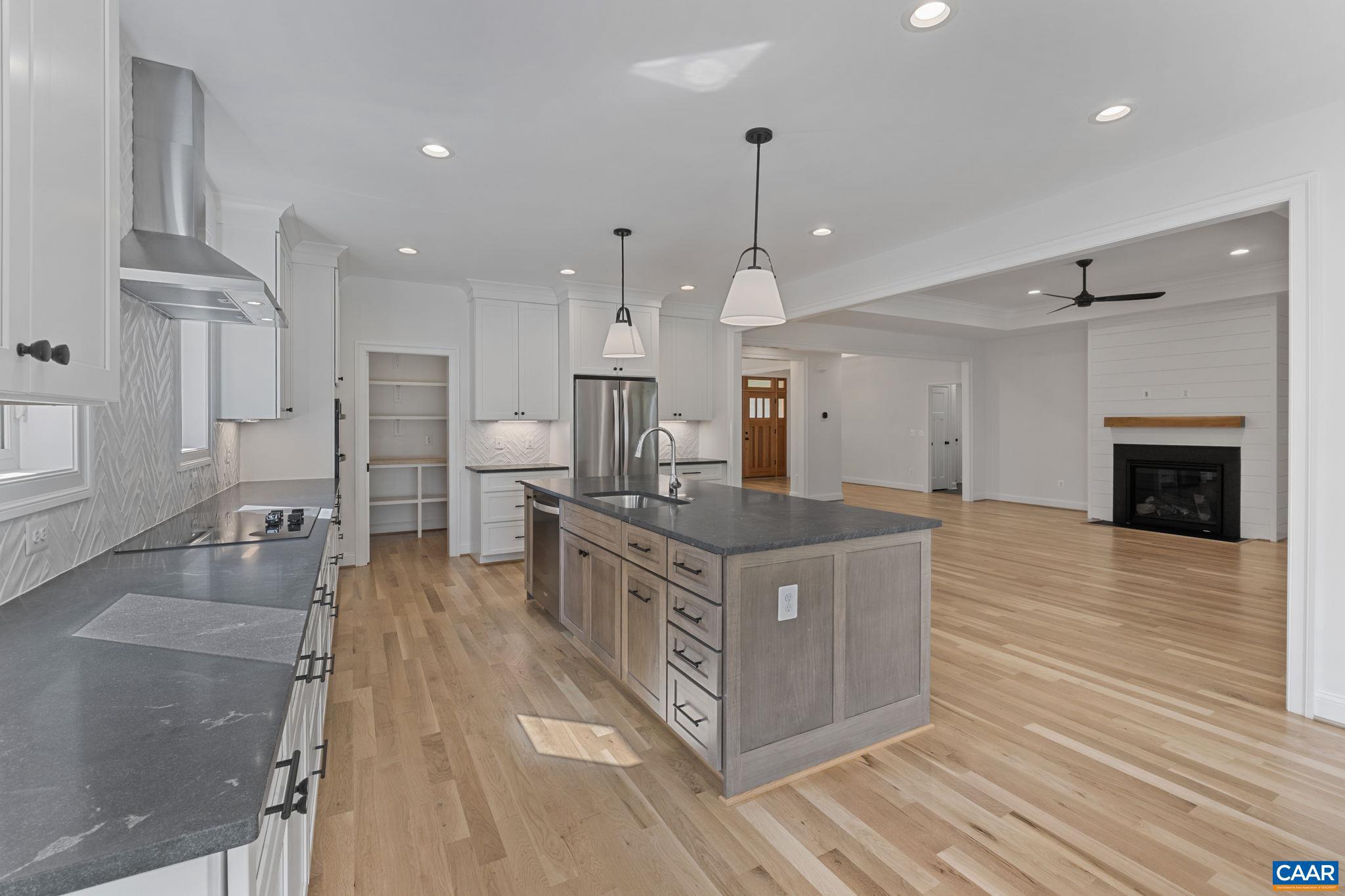 NORTH PINES - Residential