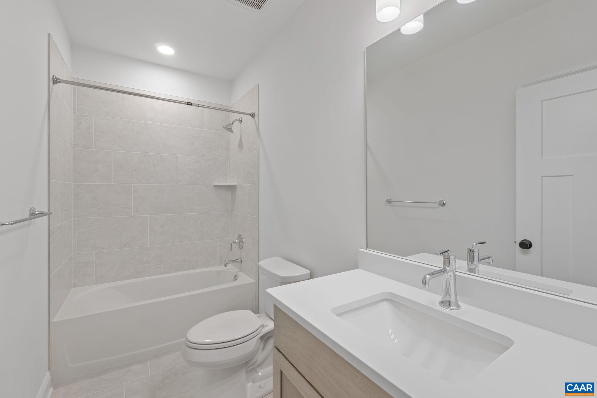 NORTH PINES - Residential