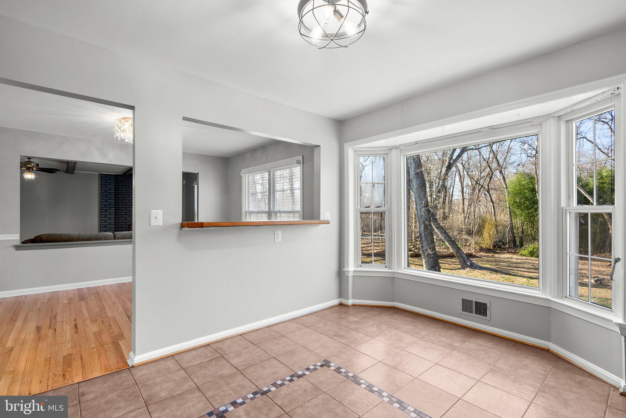 MARLTON - Residential