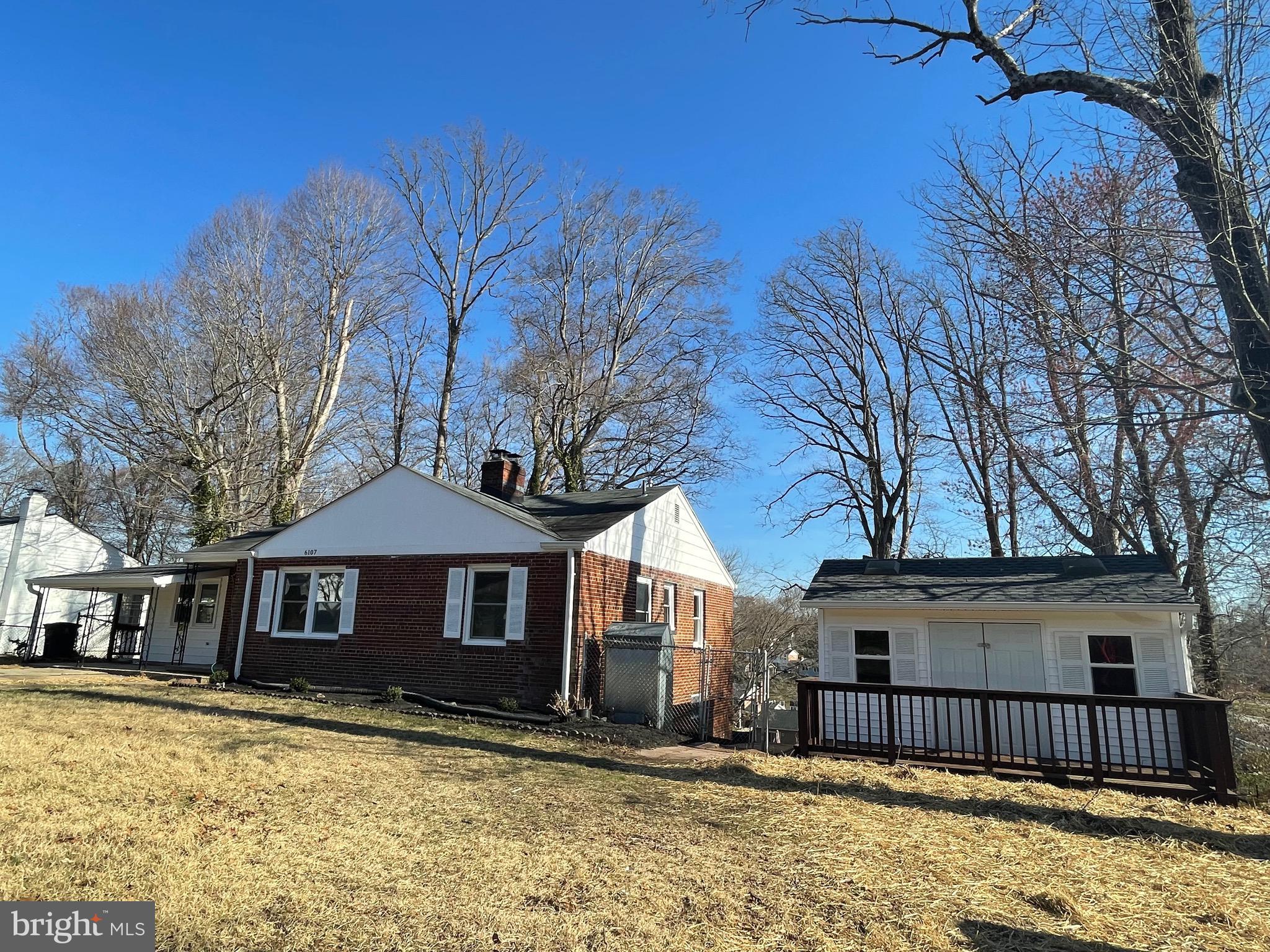 BUCKLERS - Residential