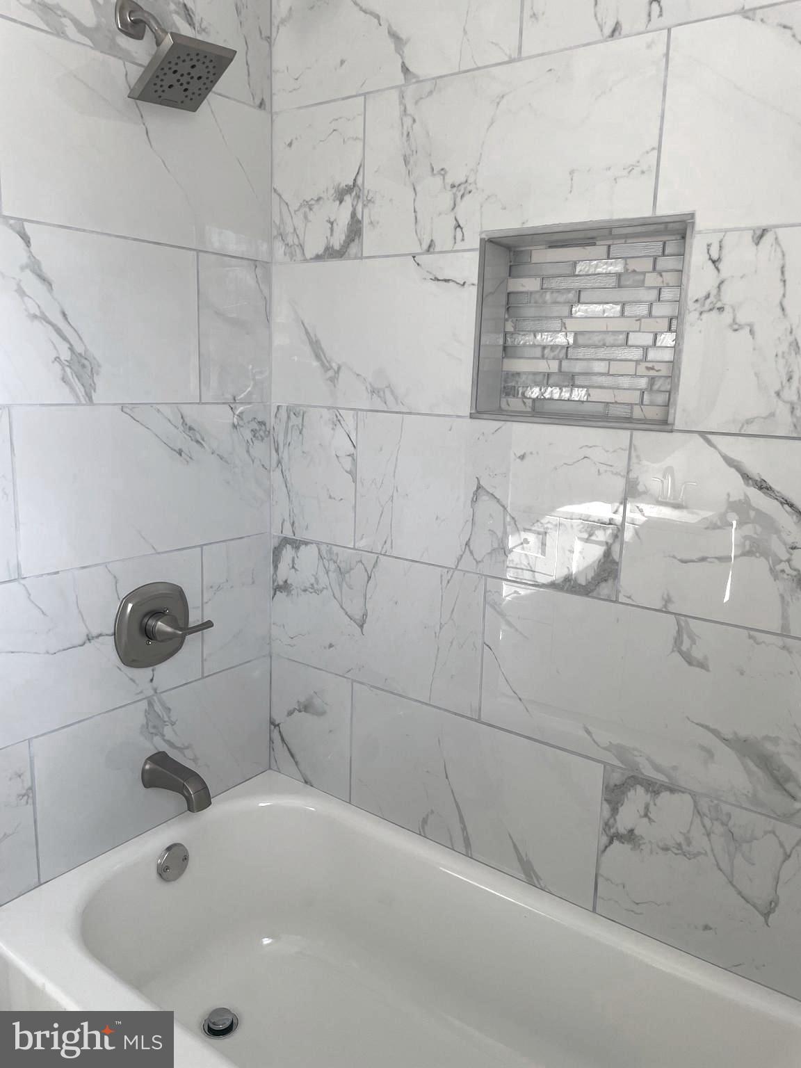 BUCKLERS - Residential