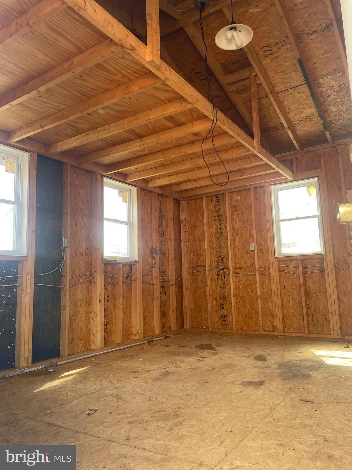 BUCKLERS - Residential