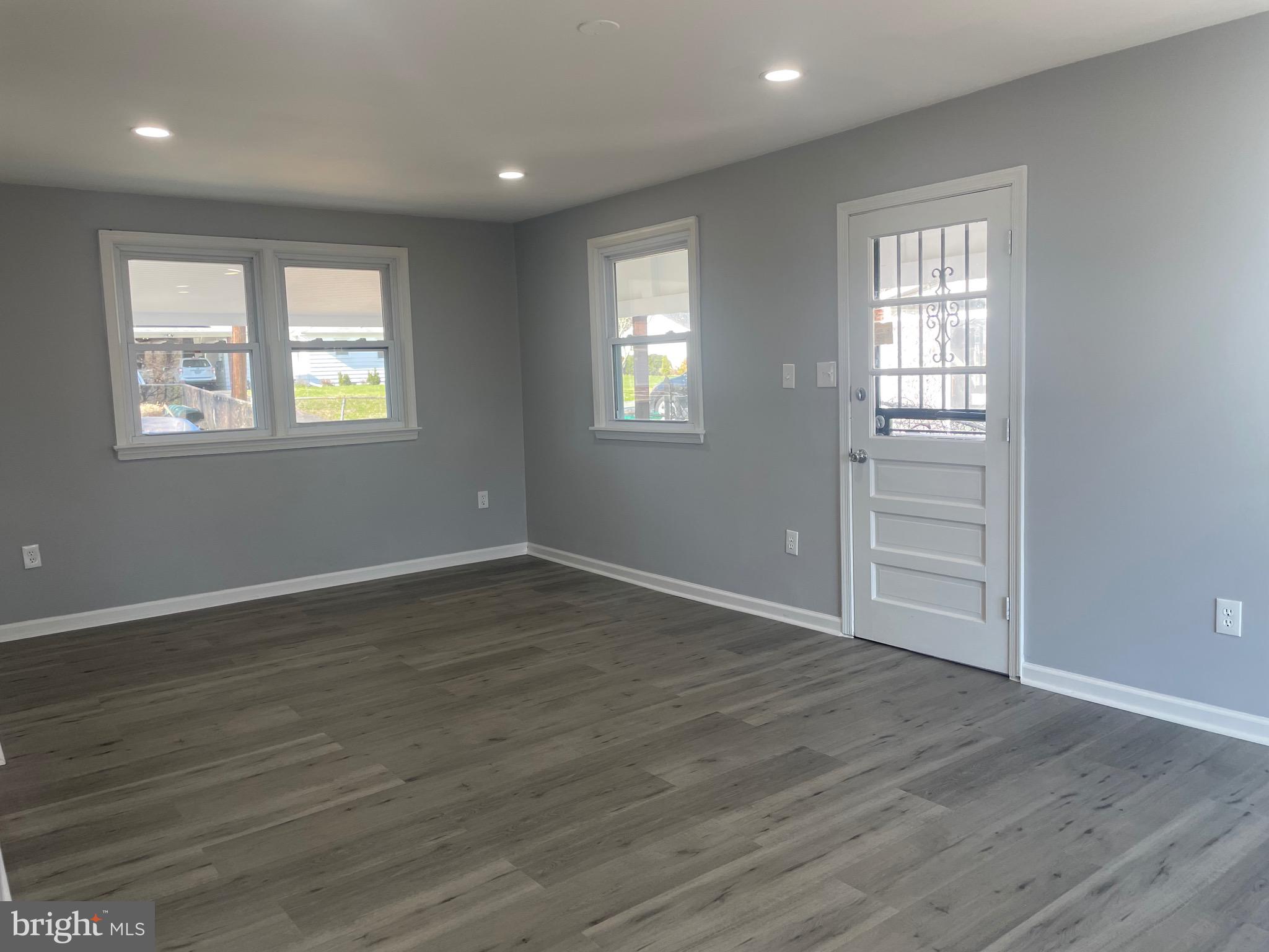 BUCKLERS - Residential